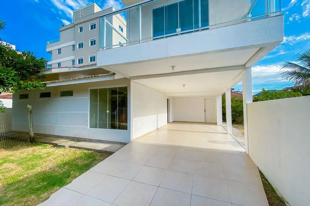 Praia Grande A 300M, Casa Ampla E Com Piscina!0464 고베르나도르 셀소 하모스 펜션